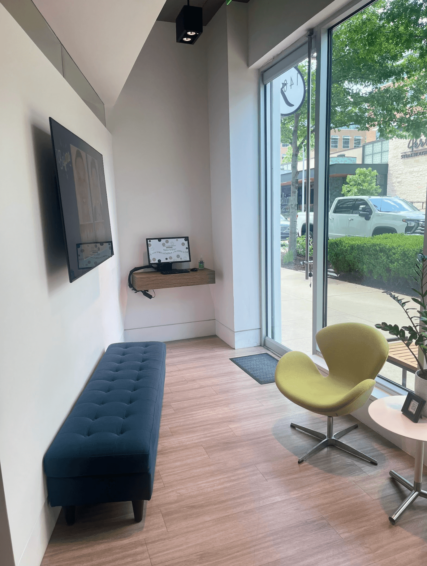 Domain location waiting area